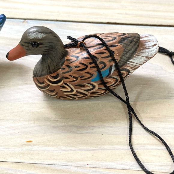 Set of 5 Mallard DUCK Ornaments 2.5 x 1  x 1.25 inches - Picture 2 of 16